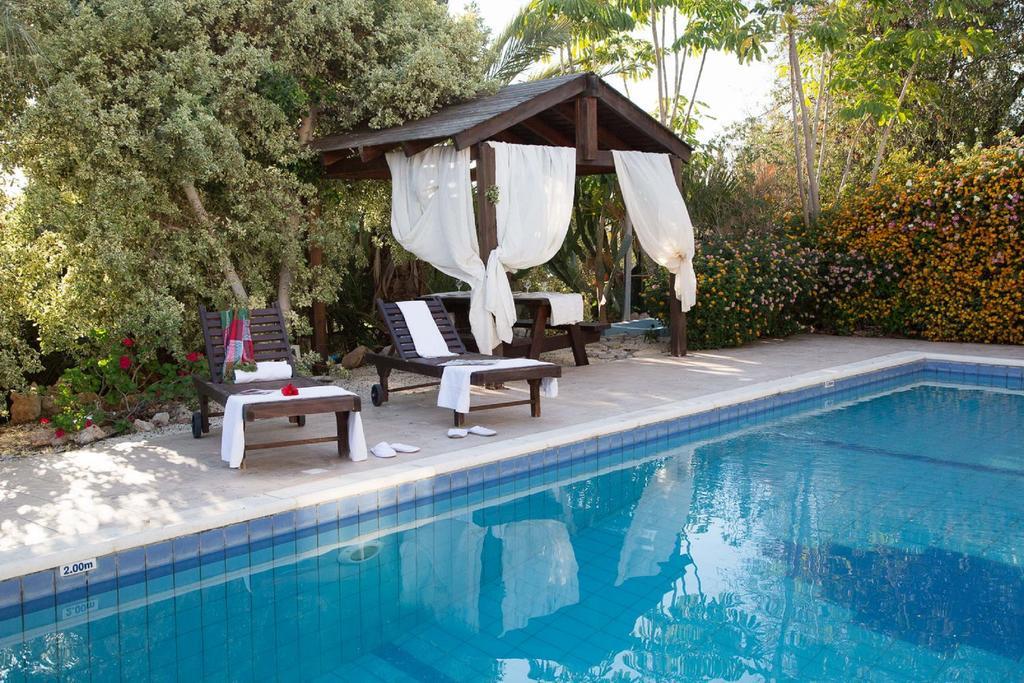 Coral Bay Sunkiss Villa Eksteriør billede