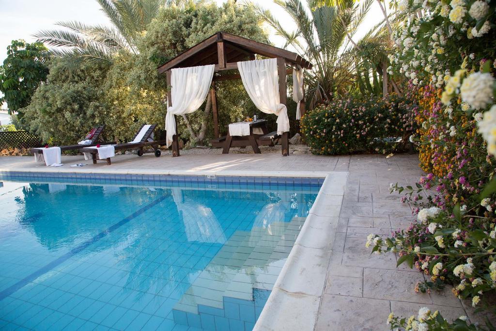 Coral Bay Sunkiss Villa Eksteriør billede